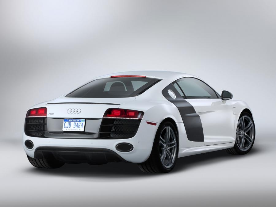  Audi R8 V10 2009 года  (NA) (фото 18 из 18)